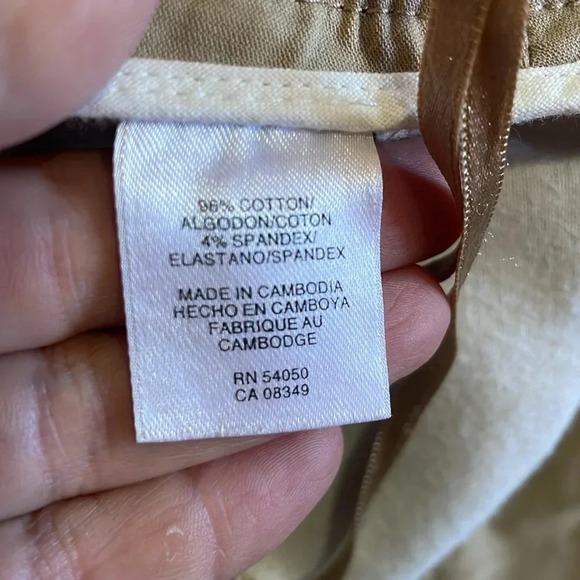 Jones New York Sport khaki Pants Tan Pockets Size 4P Casual Stretch Neutral NWT - Picture 4 of 15